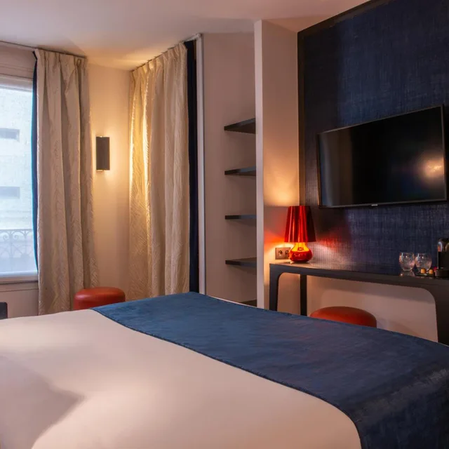 غرفة ديلوكس بسرير مزدوج مع أريكة، Hotel Yllen Eiffel 10/10