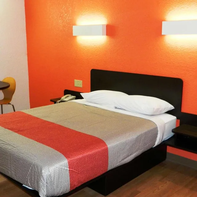 غرفة بسرير كوين لغير المدخنين، Motel6 Oklahoma City, OK - Airport East 6/10