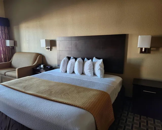 غرفة بسرير كوين لذوي الإعاقة، Days Inn By Wyndham Baytown East 2/4