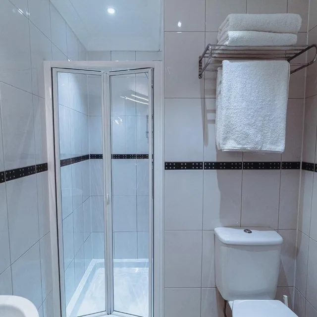 Small Double Room, London House Hotel 9/10