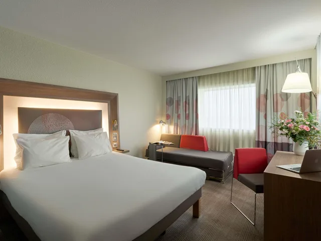غرفة سوبيريور عائلية بسرير مزدوج، Novotel Paris La Defense Esplanade 1/6