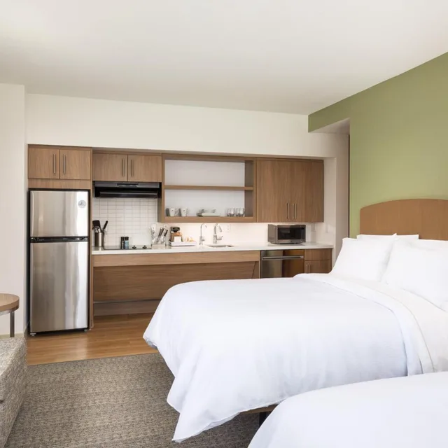 استوديو بسرير كوين مع أريكة لذوي الإعاقة، Element Denver Downtown East 4/5