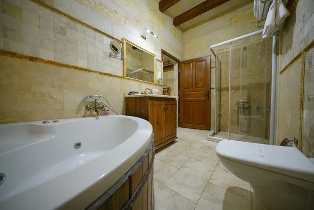 Family, 1 Double and 1 Single Bed, Harman Cave Hotel 8/10