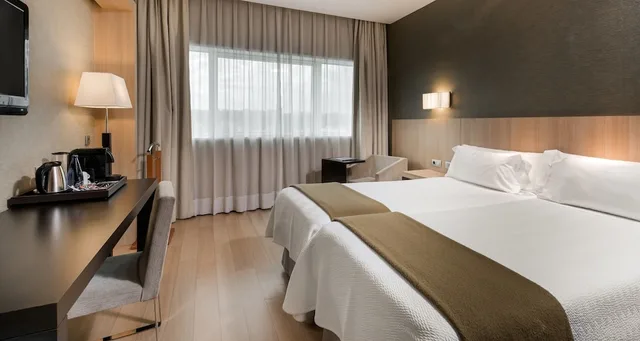 غرفة سوبيريور بسرير كينج، Nh Madrid Ribera Del Manzanares 4/10