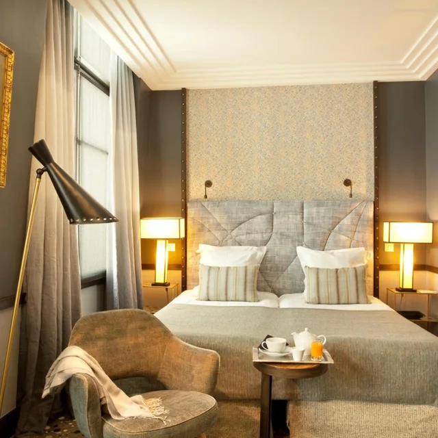 غرفة تنفيذية، Hotel Therese 5/10
