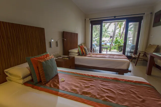 غرفة بسرير كوين بإطلالة على المسبح، Blue Ocean Resort 2/5