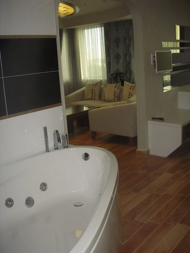 غرفة ركنية بسرير مزدوج، Edis Premier Hotel 3/3