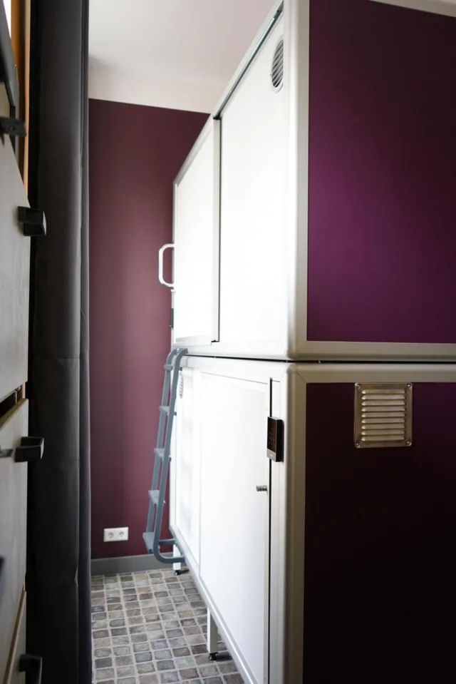Capsule, Mixed Dorm, Standard, Single، Sunflower Hostel 2/2