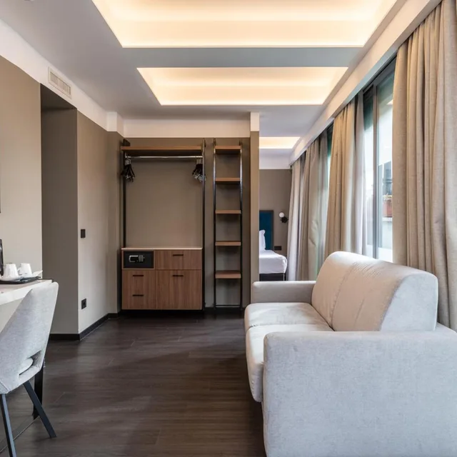 جناح مع أريكة، Hotel Trevi Collection 2/7