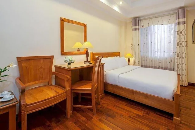 غرفة ديلوكس بسرير مزدوج، Lucky 3 Hotel 1/1