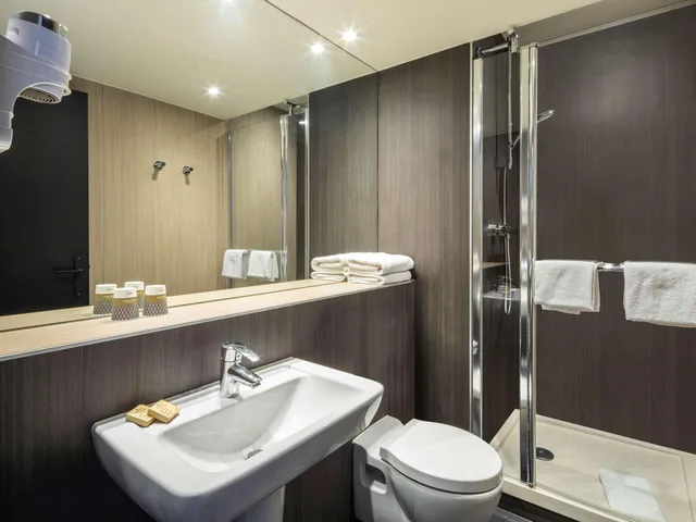 غرفة سوبيريور بسرير مزدوج، Mercure Versailles Chateau 2/2