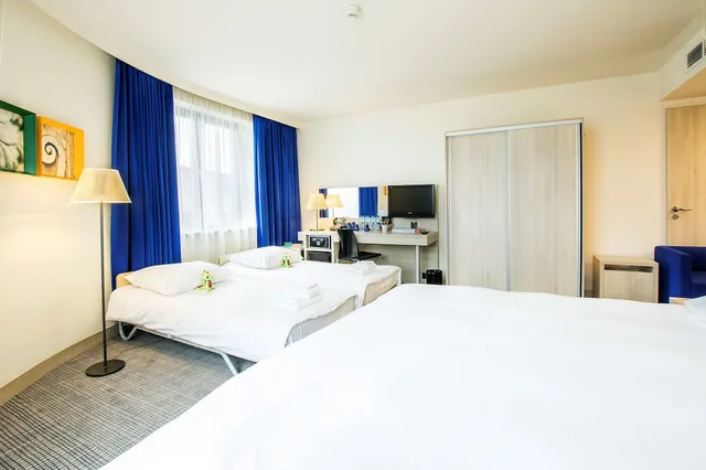 غرفة عائلية بسرير كينج، Park Inn By Radisson Krakow 4/10