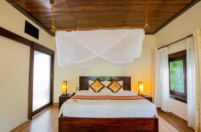 Bungalow, Sea View, Hot Tub, Diamond Bay Resort & Spa 2/10