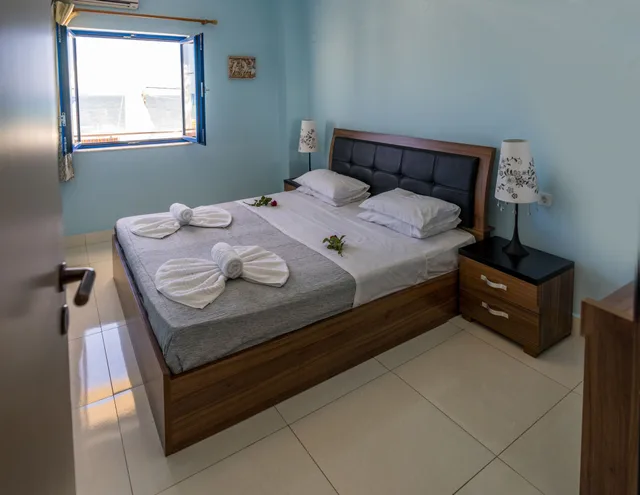 جناح بسريرين مزدوجين بإطلالة على البحر مع أريكة، Galazio Beach Resort 9/10