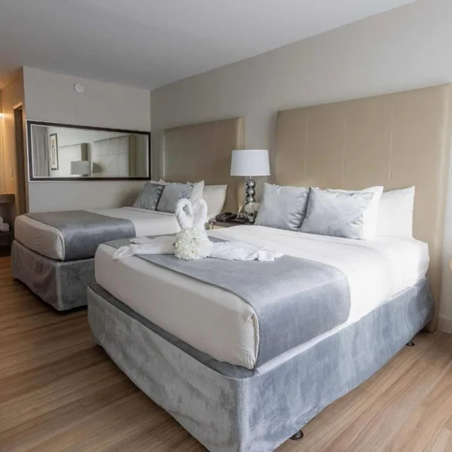 Royal, 2 Queen Beds, Side Pool View، Magic Moment Resort & Kids Club, Dazzler Select by Wyndham 1/8
