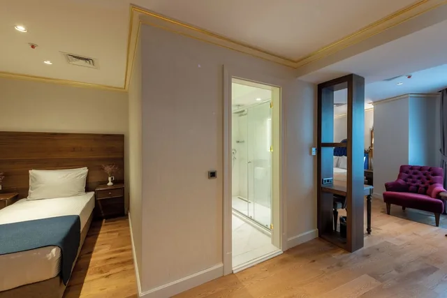 غرفة عائلية بسرير كينج وسرير فردي، Bvs Bosphorus Hotel Pera 7/9