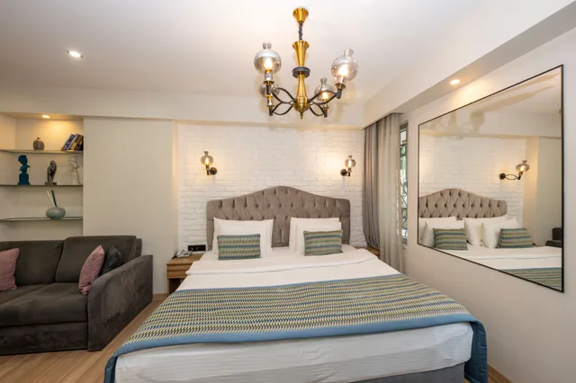 Deluxe Standard 102، Hotel the Marions Suite 2/6