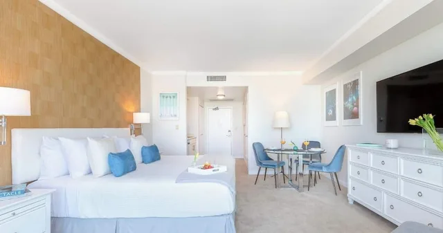 استوديو ديلوكس بسرير كينج بإطلالة جزئية على البحر بمطبخ، Private Oasis at Arya 7/10