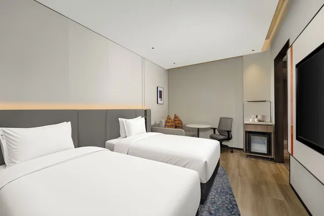 Holiday Inn Express Shanghai Jing An Xikang Road by IHG, Shanghai 9/50