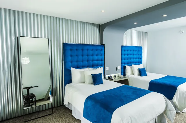 Room, Twin Beds, Pool View, Pool Access، Riande Aeropuerto Hotel & Casino 5/10