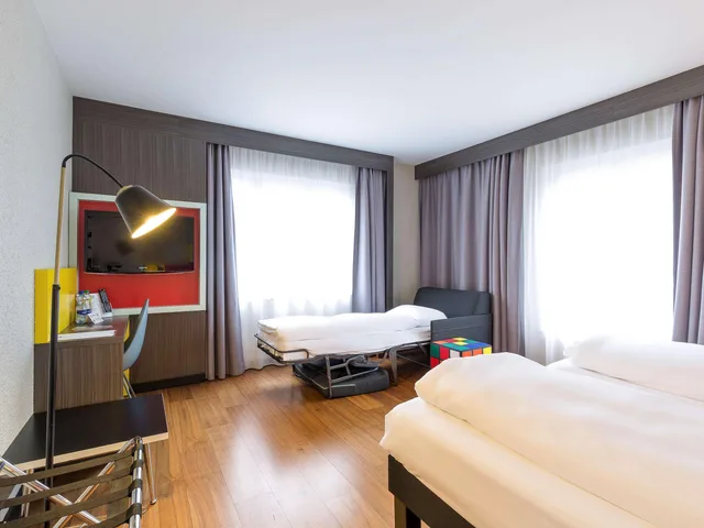 غرفة عائلية، ibis Styles Bern City 2/6
