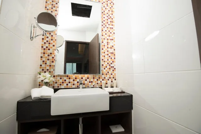 Deluxe Twin City View, Riverside Majestic - Astana Wing 8/8