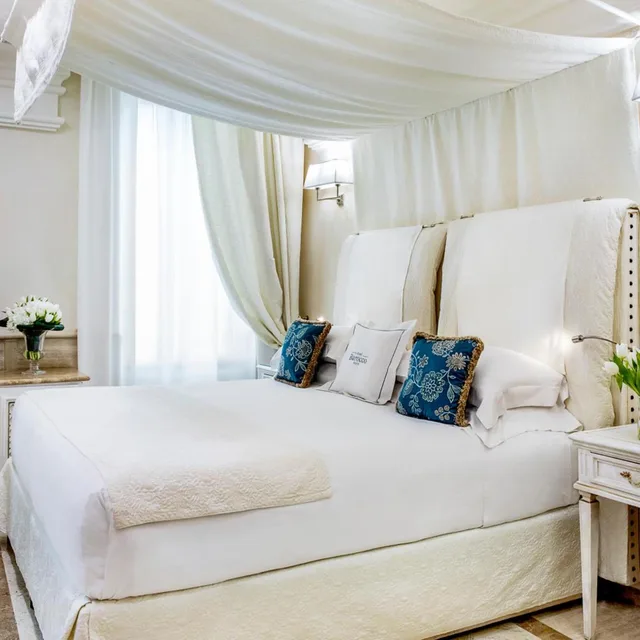 Junior Suite, Piazza View، Barocco 1/8
