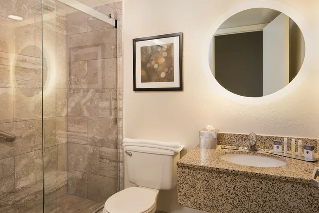 غرفة بسريرين مزدوجين بشرفة في الطابق الأرضي، Doubletree By Hilton Hotel Laurel 4/4