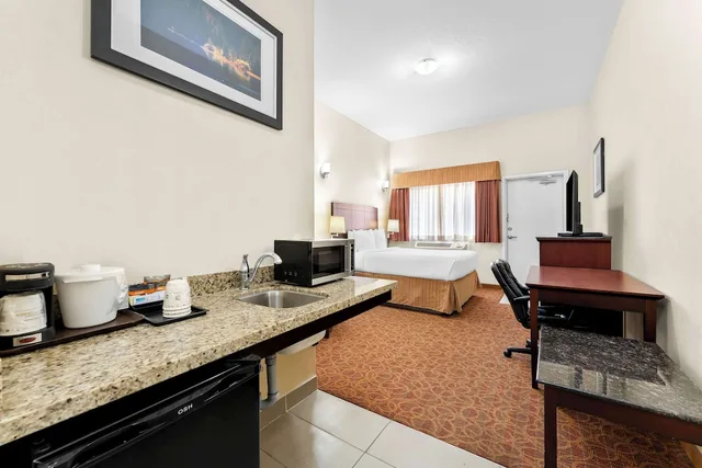 غرفة قياسية بسرير كوين لذوي الإعاقة، Best Western Williams Lake Hotel 4/4
