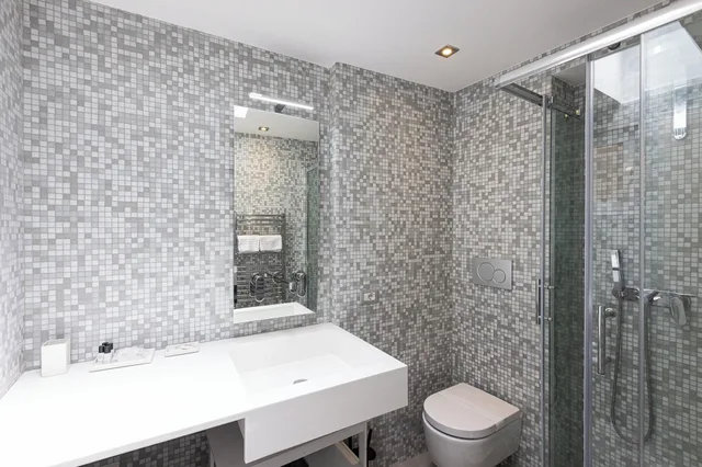 جناح تنفيذي، Hotel Castellino Roma 9/10