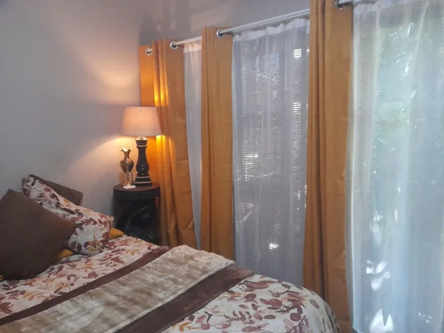 Sands, Family, Queen Bed، Breena Bnb Guest House 2/3