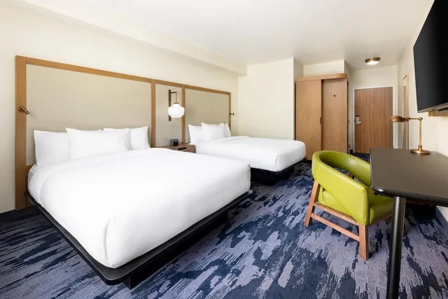 غرفة بسريرين كوين لذوي الإعاقة، Fairfield by Marriott Inn & Suites Oakhurst Yosemite 2/6