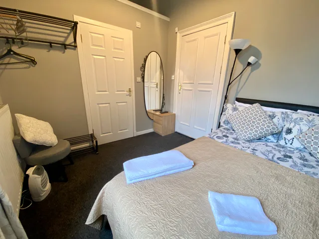 غرفة أساسية بسرير مزدوج، 16 PILRIG GUEST HOUSE 8/9