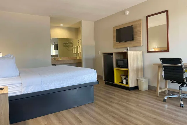 غرفة بسرير كينج لذوي الإعاقة، Days Inn By Wyndham Temple 3/10
