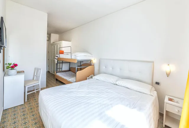 غرفة اقتصادية رباعية، Family Hotel Le Canne&Beauty 1/5