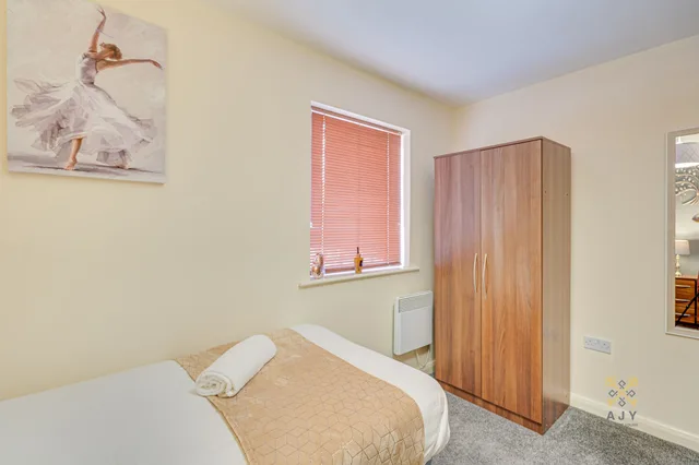 شقة سوبيريور بسرير كينج وسريرين منفصلين بغرفتي نوم مع أريكة، Mica Point City Centre Apartment 3/10