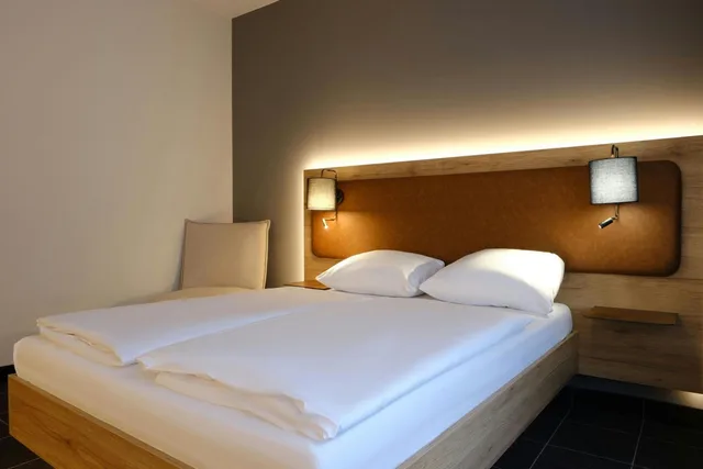 Standard, King Bed, Queen Bed, FOUR POINTS FLEX by Sheraton Ratingen Dusseldorf Airport 2/10