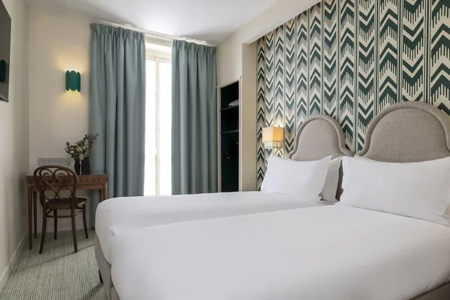 غرفة كلاسيكية بسريرين منفصلين، HOTEL MICHELET ODEON 1/5