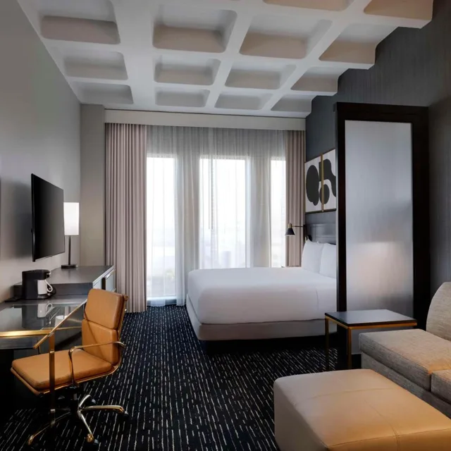 Room, King Bed, Sofa, High Floor, Hyatt Place LAX Century Blvd 2/3