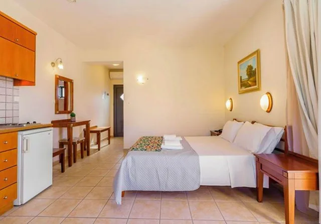 جناح بانورامي جونيور بإطلالة على البحر، Sun Rise Suites Hotel 2/2
