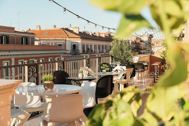 Ruby Lilou Hotel Marseille by IHG، Marseille 03 34/42
