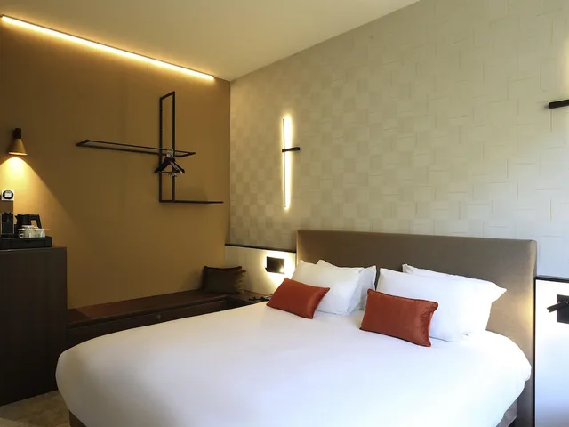 Classic, Twin Beds, Citadel View، Mercure Namur Hotel 2/7