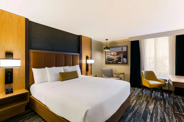 Suite, Multiple Beds, Accessible، Best Western Premier The Central Hotel & Conference Center 2/6