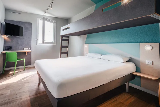غرفة ثلاثية بسرير كوين وسرير فردي، Ibis Budget Rennes Route De Saint Malo 1/1
