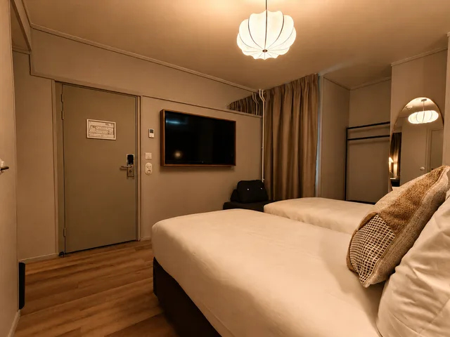 غرفة كومفورت بسريرين منفصلين، France Hotel Amsterdam 5/7