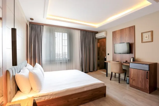 غرفة قياسية بسرير كوين، Arach Hotel Harbiye 3/7