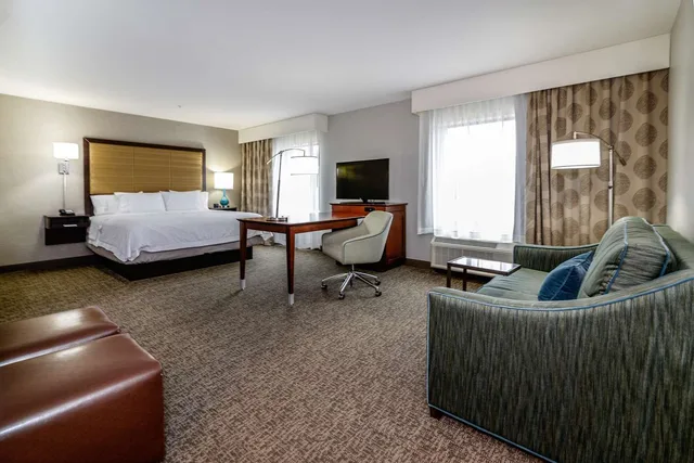 جناح استوديو بسرير كينج، Hampton Inn Brighton Mi 1/2