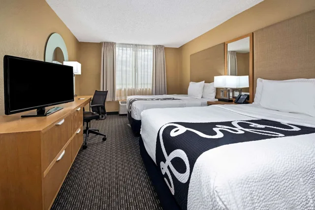 Room, 2 Double Beds, La Quinta Inn Suites By Wyndham West Palm Beach Airport 2/4