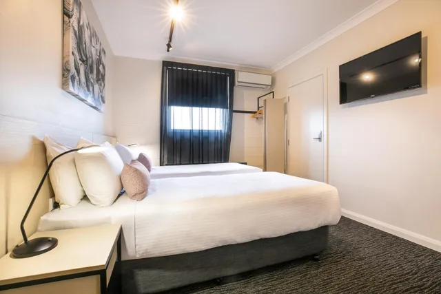 غرفة عائلية بغرفتي نوم، Hendon Hotel 5/10