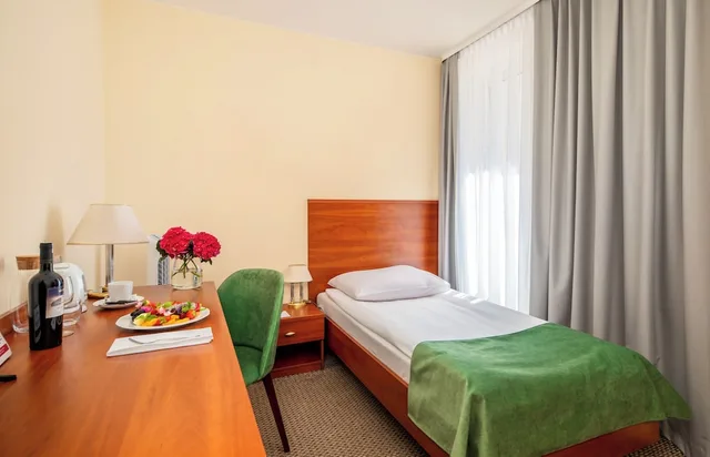 Standard, Single, Gromada Hotel Warsaw Center 5/12